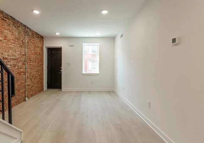 Building Photo - 2531 N Lee St