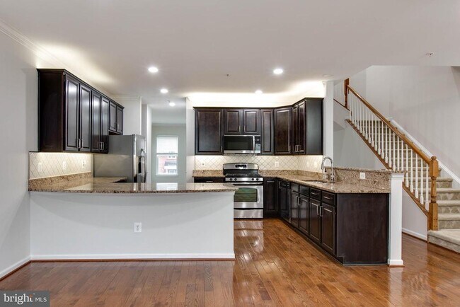 Building Photo - 2706 Amber Crest Rd