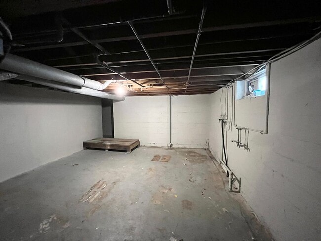Building Photo - Charming 2 bedroom in Dunbar