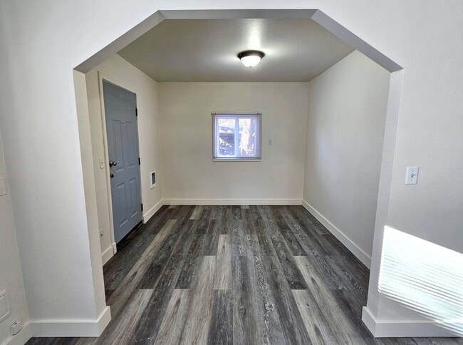 Building Photo - Newly Remodeled House with Washer/Dryer Included!