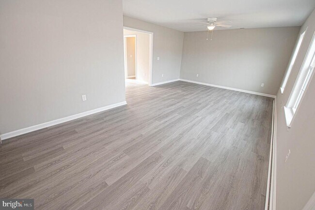 Building Photo - 242 Morgans Ct