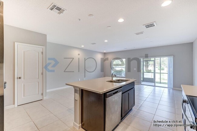 Building Photo - 432 Cape Honeysuckle Pl