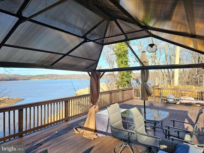 Building Photo - 3108 Sounding Dr