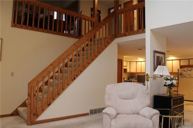 Building Photo - 16 Bluebird Ln