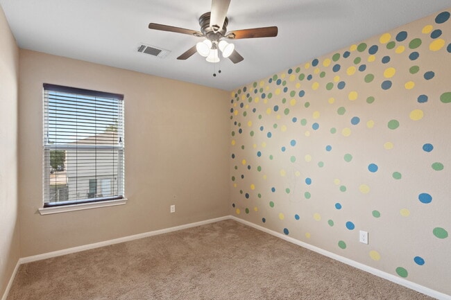 Building Photo - 17120 Wilthorne Gardens Ct