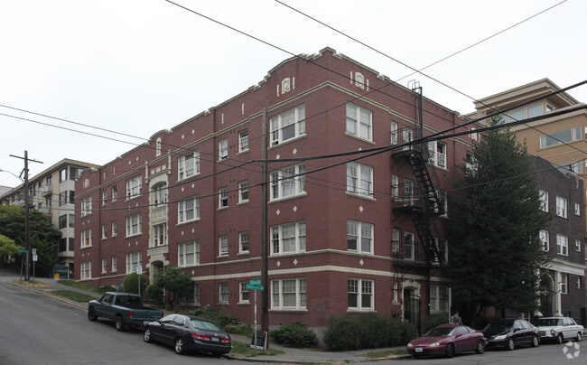 Primary Photo - Stephensberg Apartments