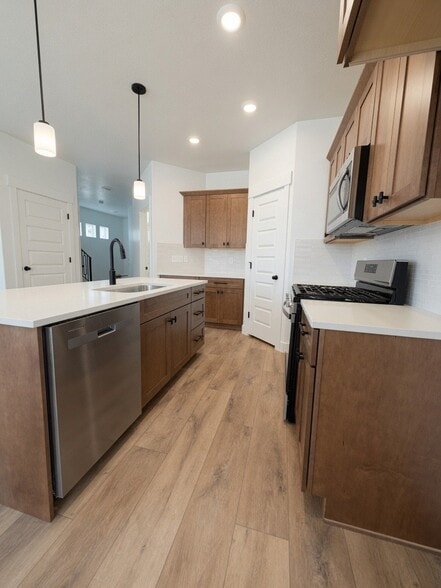 Building Photo - 4387 Templar Dr