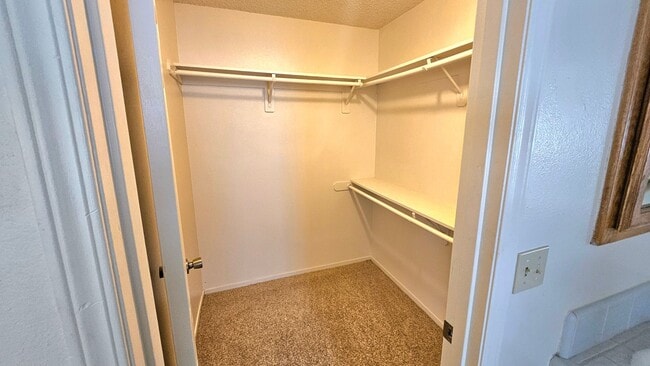 Building Photo - Beautifully Updated 3 Bedroom, 2 Bathroom Home in a Quiet Cul-de-Sac!