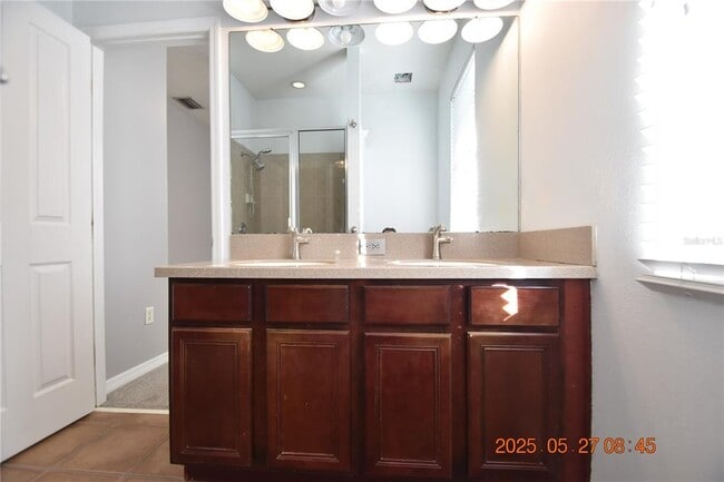 Building Photo - 11509 Fountainhead Dr