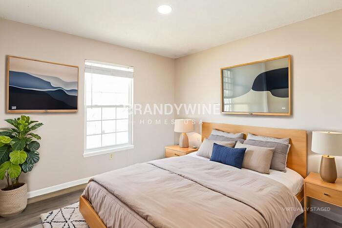 Building Photo - 1626 S Whitney Dr