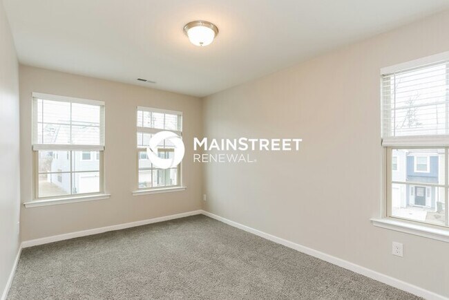 Building Photo - 3 Bedroom Pet-Friendly Home in Clayton, NC with Main Street Renewal