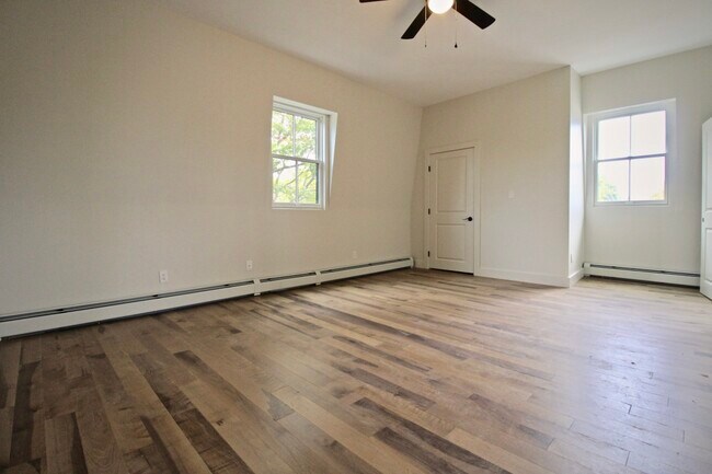 Living Room - 12 Dexter St