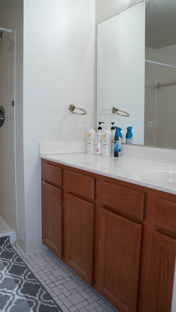 Building Photo - 10946 Rampart Way