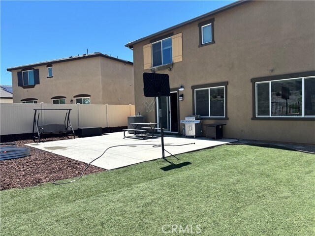 Building Photo - 35310 Hutchison Pl