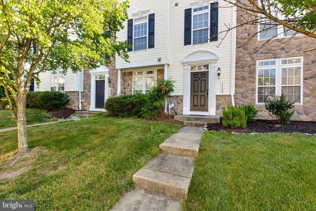 Building Photo - 1739 Theale Way