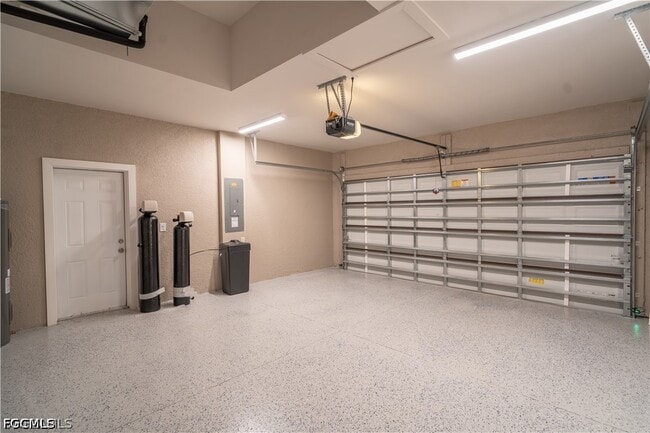 Building Photo - 3728 9th St W