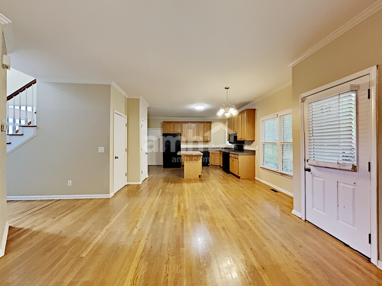 Building Photo - 6261 Sharpsburg Ct NW