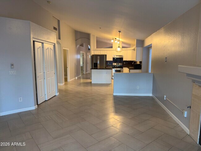 Building Photo - 3069 N 87th Way