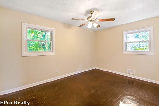 Building Photo - Don’t Miss Out! Look, Lease, and Live Specials EXTENDED to January 31st!