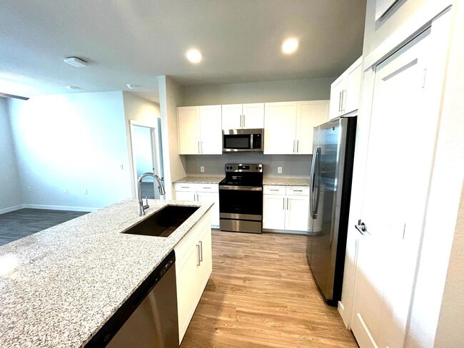 Building Photo - 295 Co Rd 138