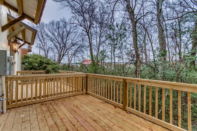 Back Deck - 818 Columbiana Rd