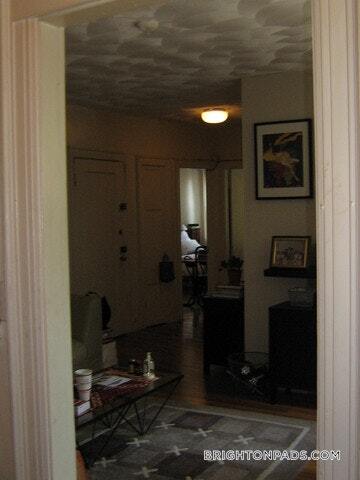 Building Photo - 249 Chestnut Hill Ave