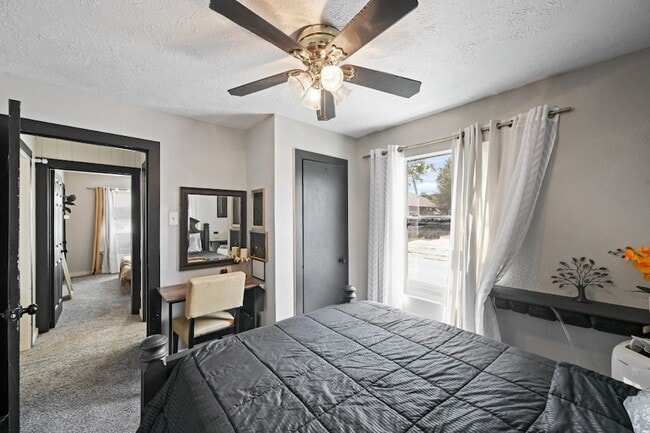 Building Photo - 3705 Bremond St