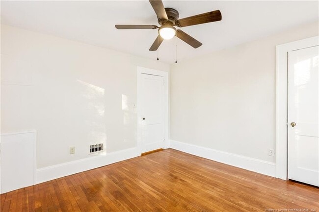 Building Photo - 115 Woodside Ave