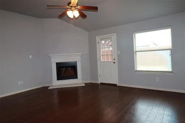 Building Photo - 205 Cedar Crk Dr