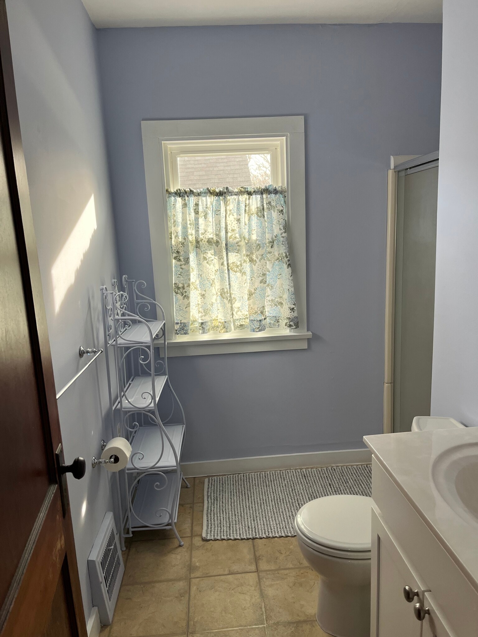 Bathroom with stall shower - 719 W 2nd St