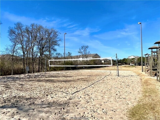 Building Photo - 1725 Harvey Mitchell Pkwy S