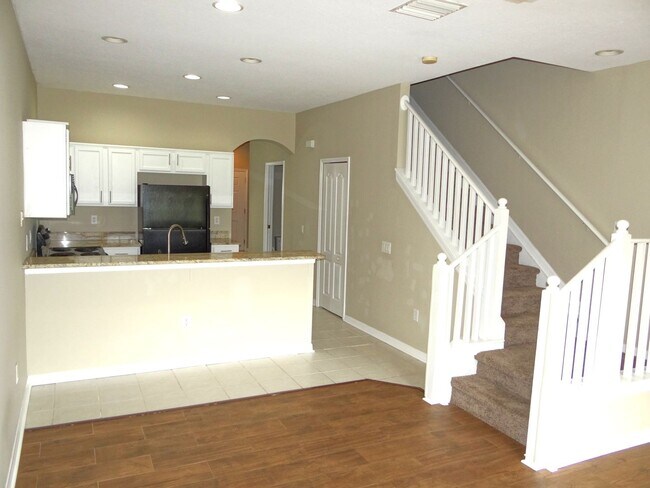Building Photo - 12909 Kings Crossing Dr
