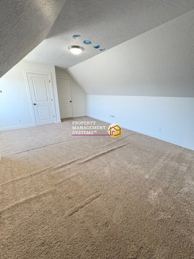 Building Photo - 4 Bedroom Eagle Mountain Home