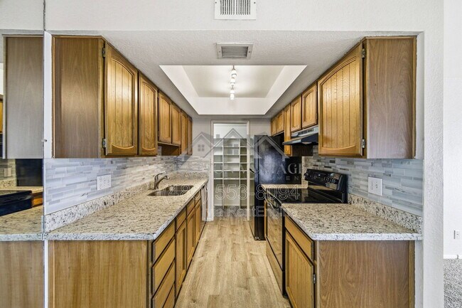 Building Photo - 16635 N Cave Creek Rd