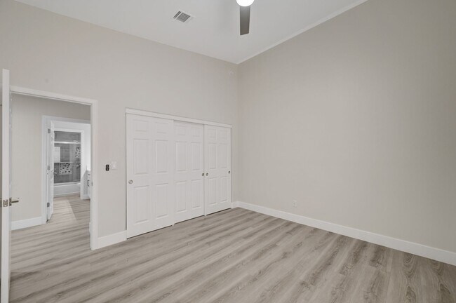 Building Photo - Remodeled Single Story, 4 Bedroom Home in Desert Shores