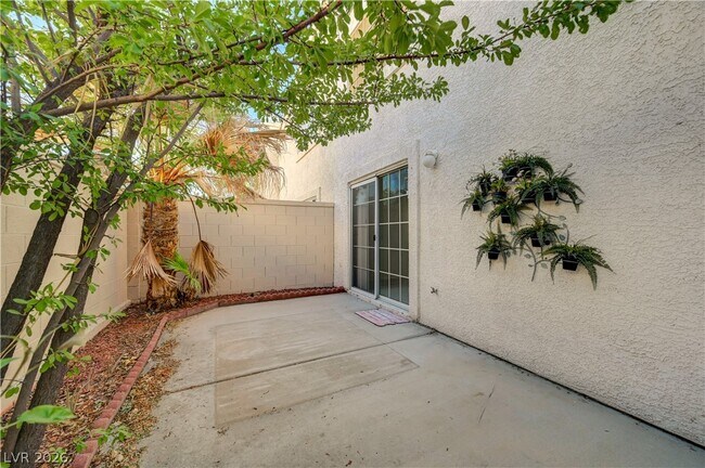 Building Photo - 8039 Teresita Ave