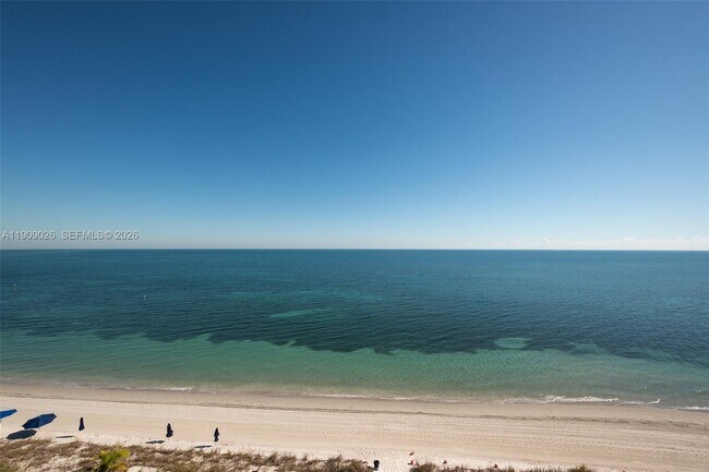 Building Photo - 1111 Crandon Blvd