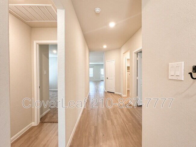 Building Photo - 7939 Dovers Den