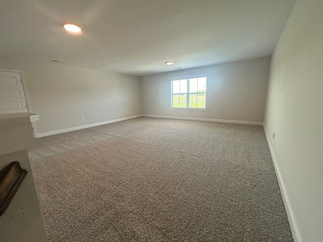 Building Photo - Beautiful 4BR Home in Athens with Bonus Room & Fenced Yard