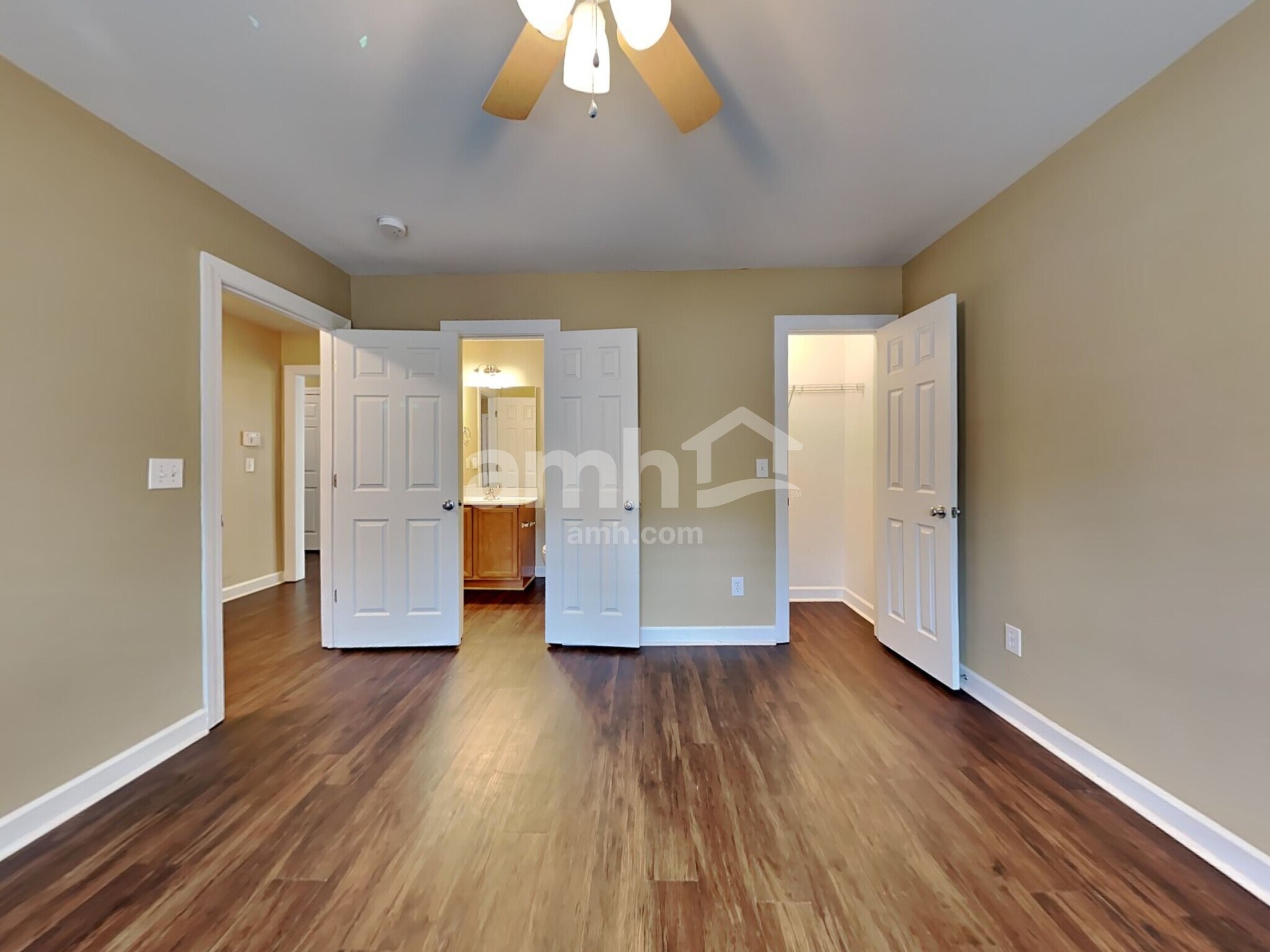 Building Photo - 222 Garden Grove Dr