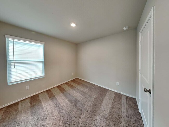 Building Photo - 7322 Adaja Riv