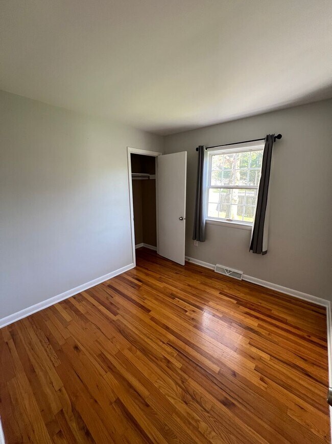 Building Photo - Beautiful 3 BD, 1 BA Lititz Home!