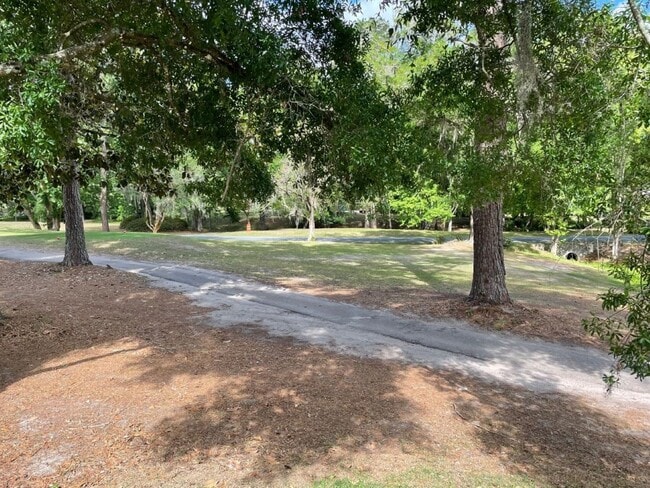 Building Photo - 3/2 in Turkey Creek!