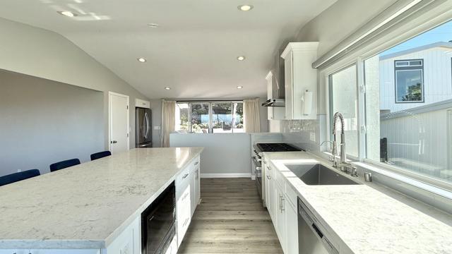 Building Photo - 6611 Avenida De Las Pescas