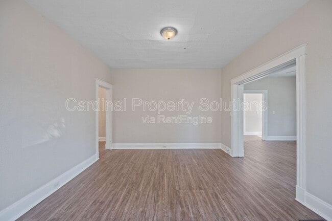 Building Photo - 816 Windham Ave