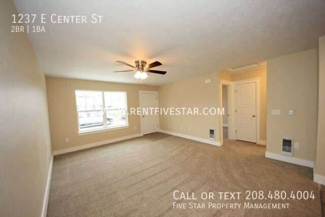 Building Photo - 2 Bedroom Apartment Near ISU Campus! Visit...