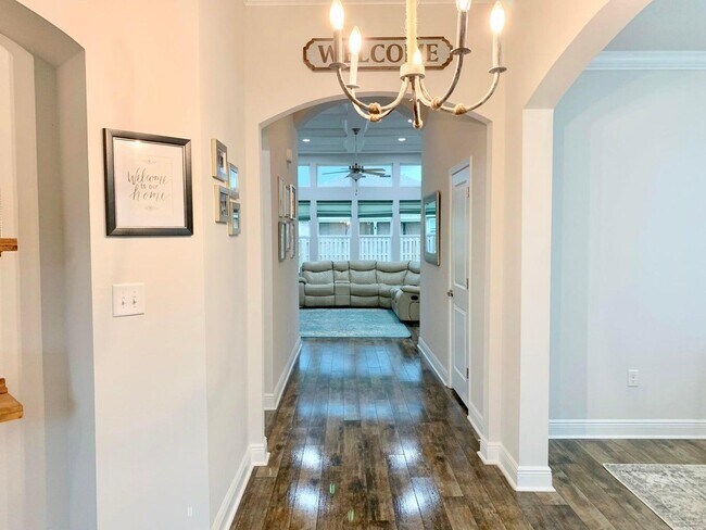Building Photo - 305 Brighton Cv