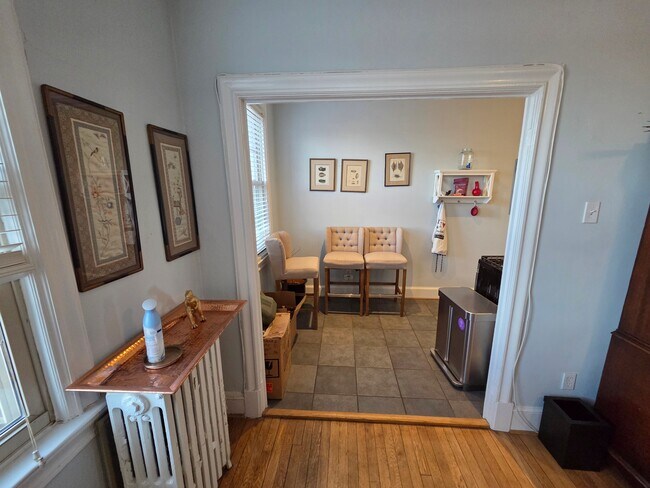 Building Photo - 3010 Wisconsin Ave NW