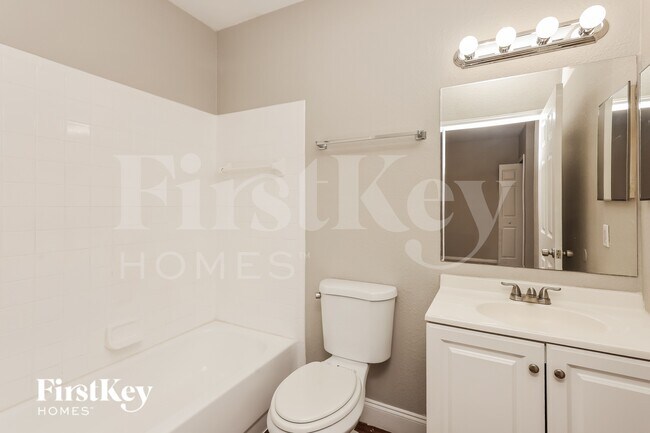 Building Photo - 1553 S Cranberry Blvd