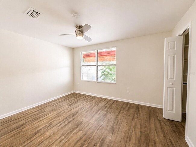 Building Photo - 7301 N Dartmouth Ave